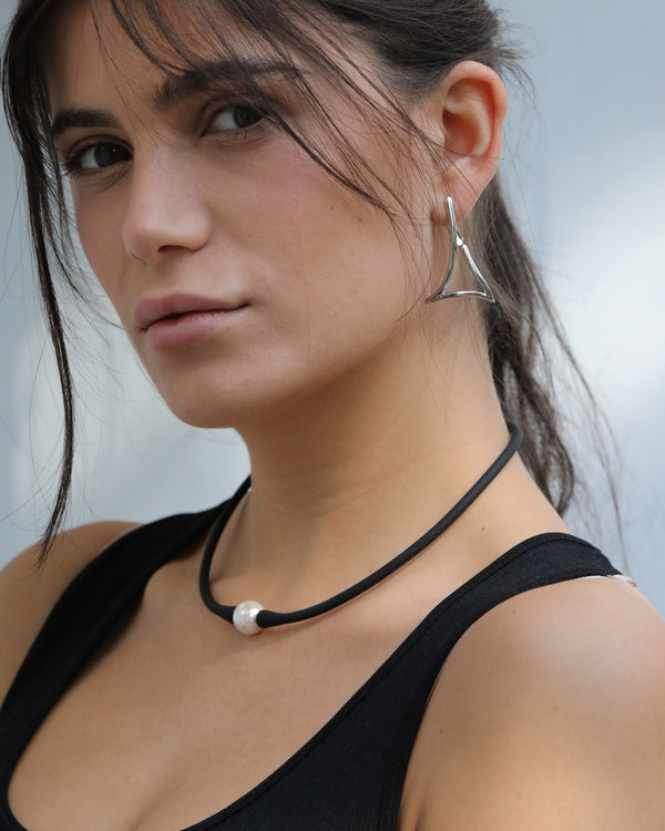 קולר - שחור ולבן