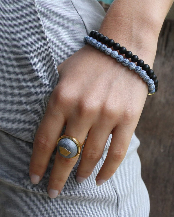 beads bracelet - black & blue