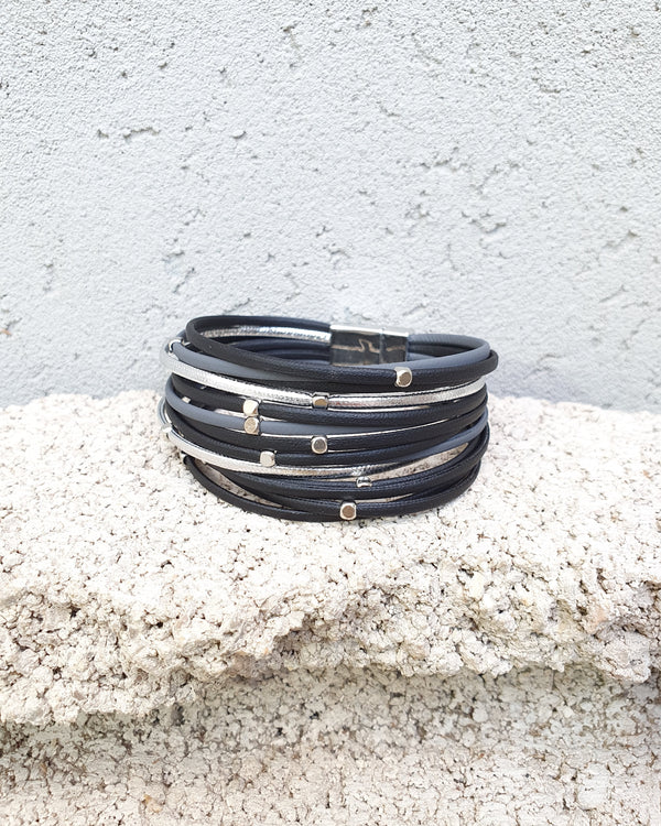 leather bracelet -  black