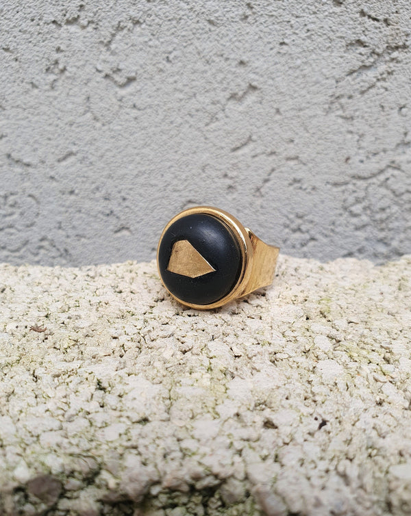 My studio piece of heaven ring - black