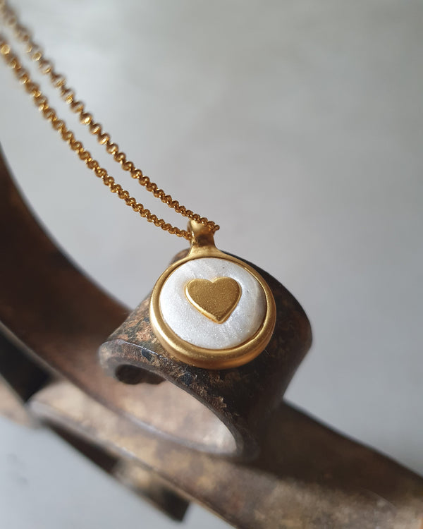 My studio hart pendant gold & pearl