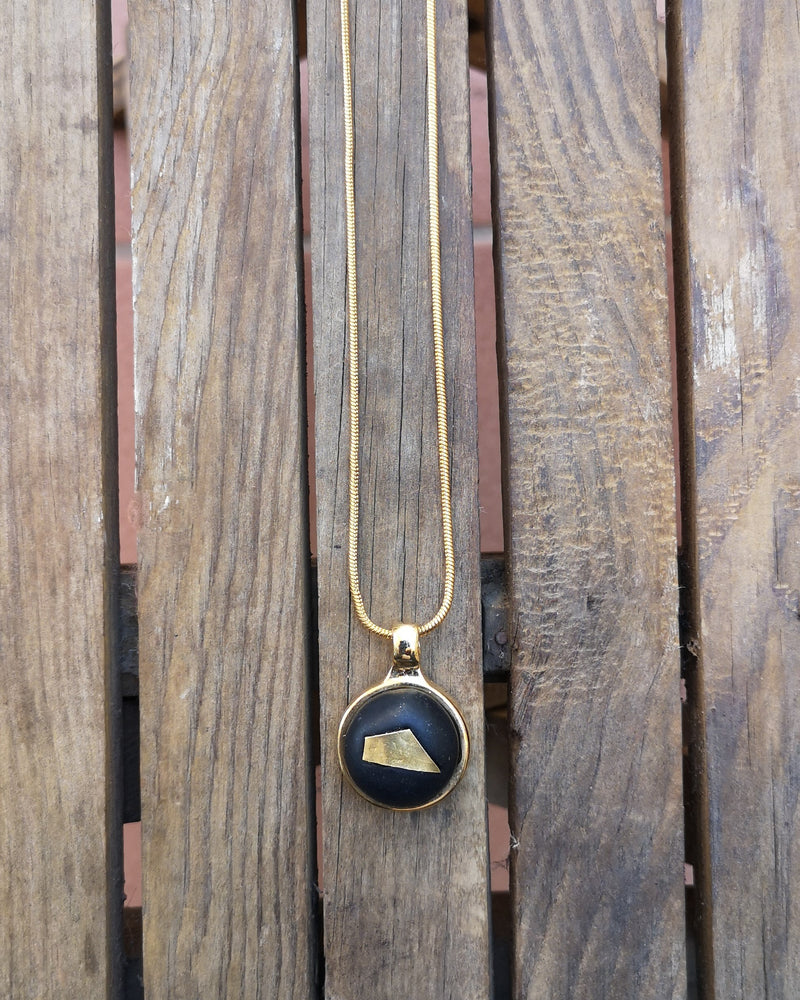 My studio piece of heaven pendant - black