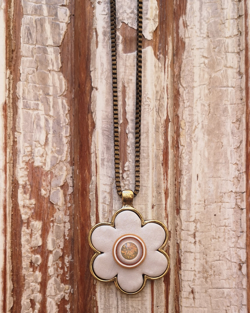 my studio flower - pearl